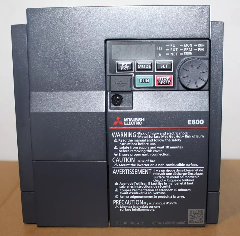 FR-E840-0060-4-60 미츠비시 FR-E800 시리즈 2.2 kw와 3개 단계 주파수 인버터