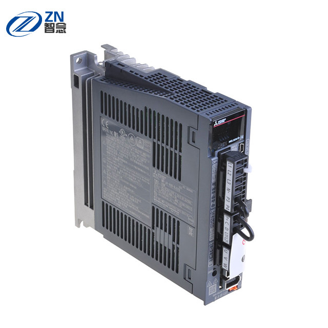 MR-J4-200B 자동차 미츠비시 서보 드라이브 2KW MR J4 시리즈 스탠다드 전압