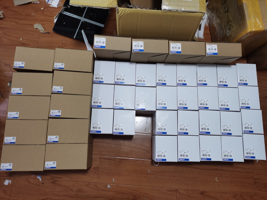 USB 포트 옴론 PLC CJ2M 프로그램 가능 제어기 CJ2M-CPU34 PLC CPU 단위 모듈